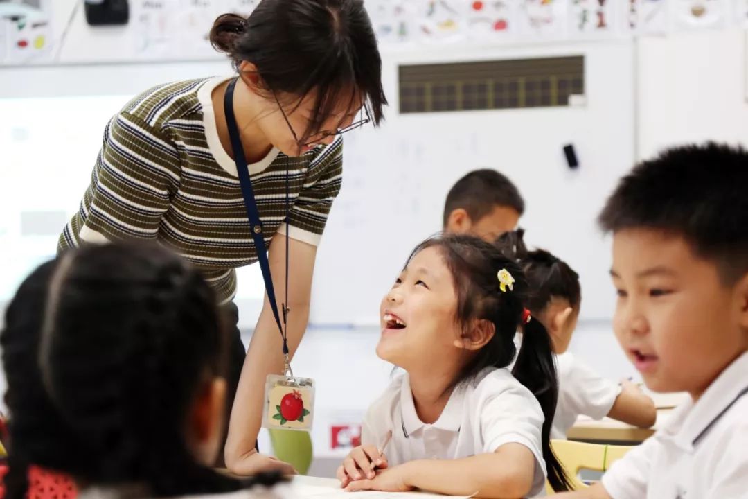 母语的重要性：扎实的双语学习，从学好母语到国际化思维开始|北京赫德学校