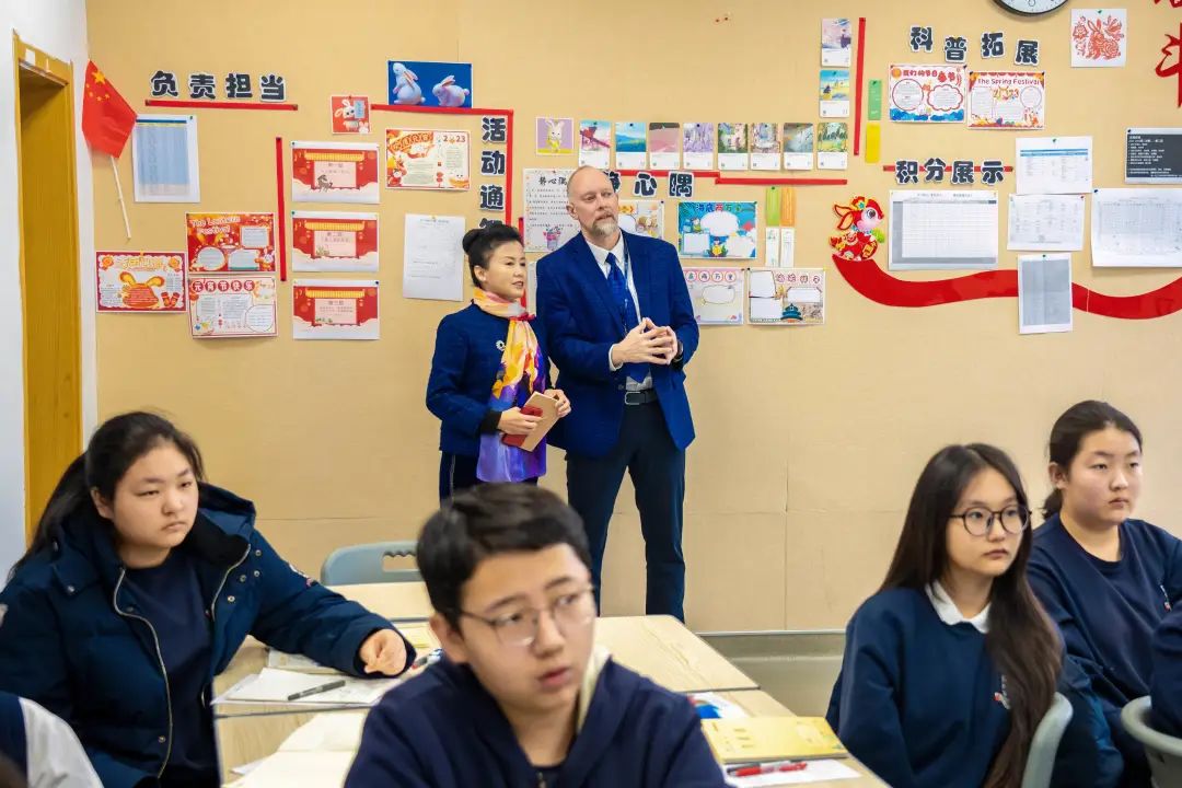 初中副校长11